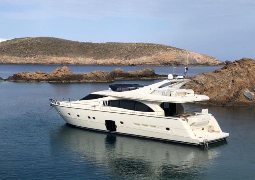 Ferretti 731